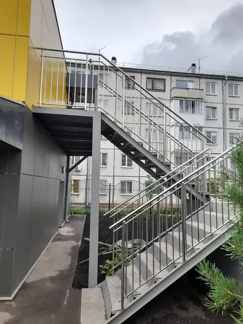 Наружные эвакуационные лестницы