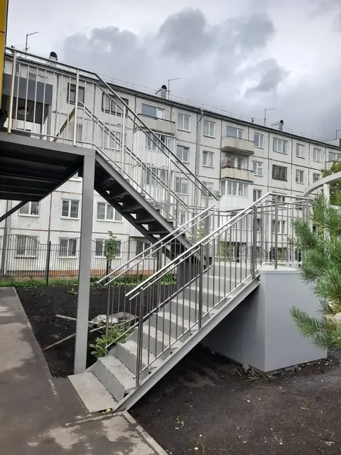 Наружные эвакуационные лестницы