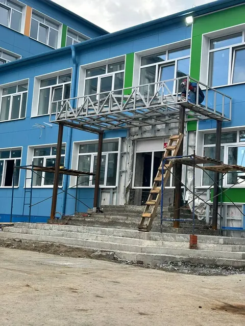 Кронштейны, закладные и узлы — из цеха