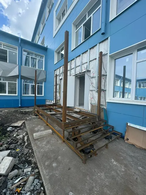 Остановочные павильоны и каркасы